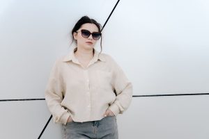 Imagen de Cómo combinar prendas oversize sin perder proporción