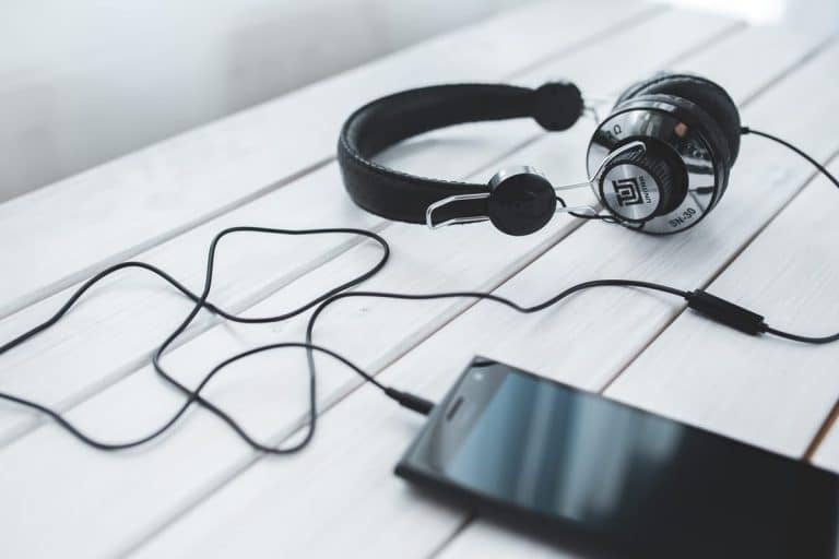 Imagen de Qué diferencia hay entre auriculares over-ear, on-ear e in-ear