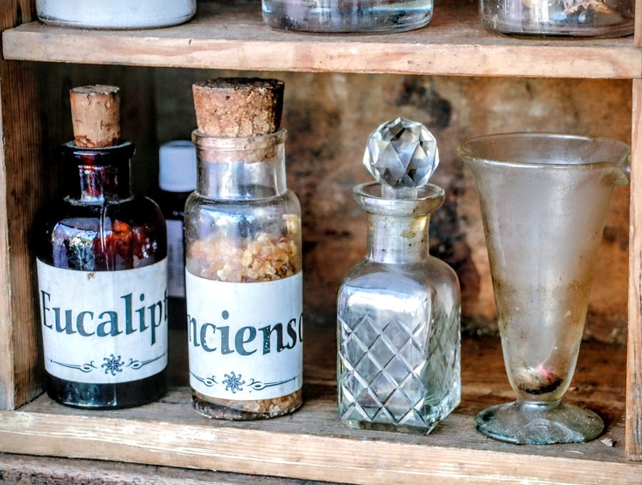 botellas vintage almacenamiento perfumes 1 Botellas vintage para almacenamiento de perfumes