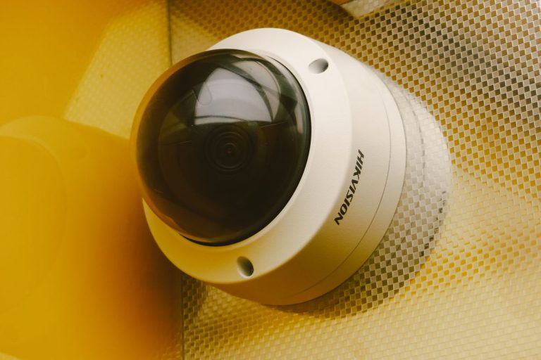 Cámara de seguridad para exteriores e interiores