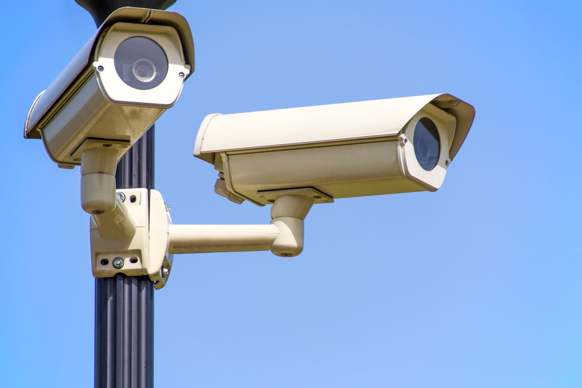 Cámaras de seguridad exterior analógicas e IP