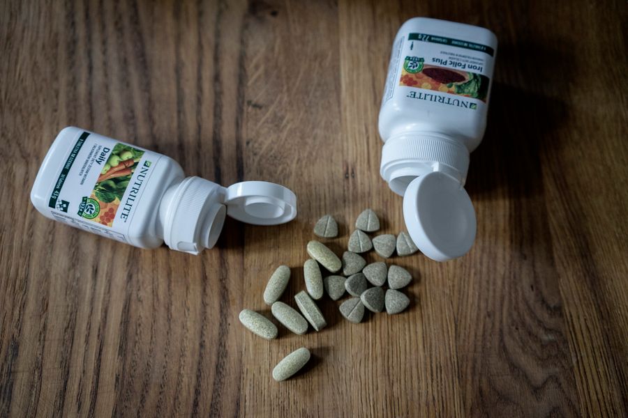 Suplementos naturales en cápsulas